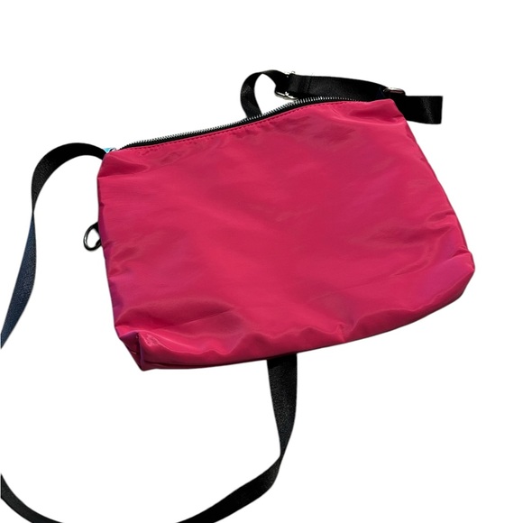 FOUR bag bundle!  Two NWT and one Teal and  one Pink Crossbody Bags - Picture 5 of 16